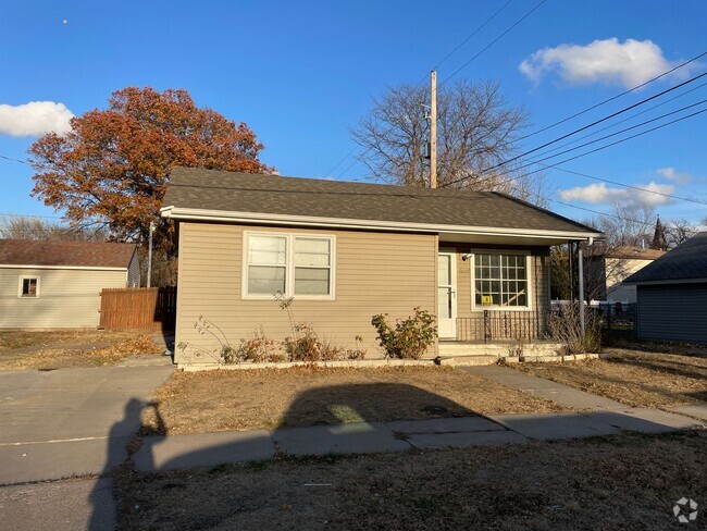 Building Photo - 1 Bedroom 1 Bath house