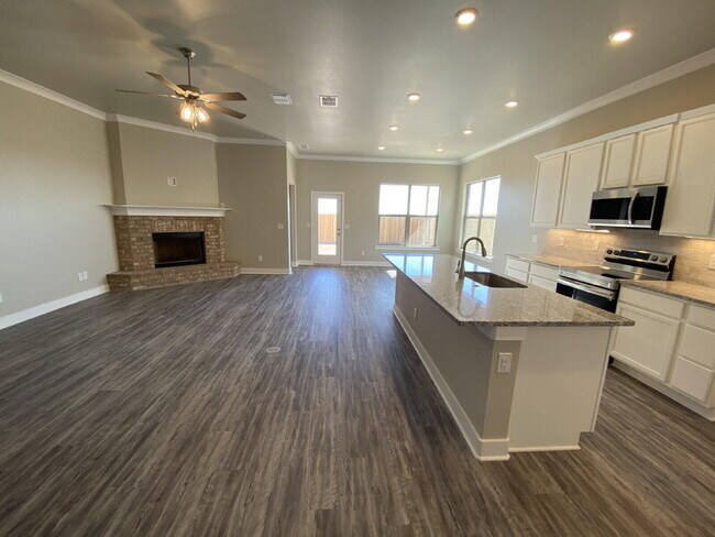 Photo - 1601 136th St