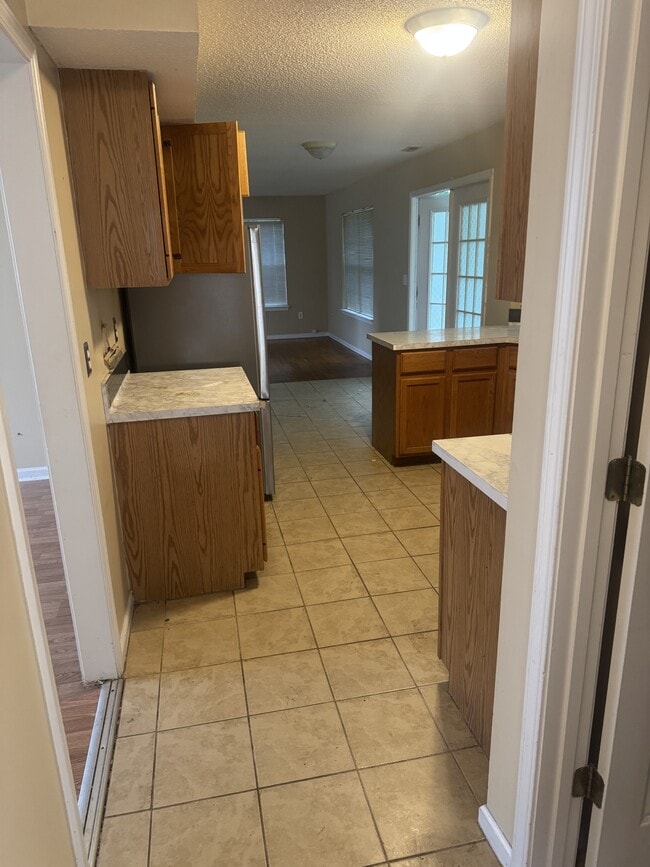 Photo - 7403 Sarnia Pl