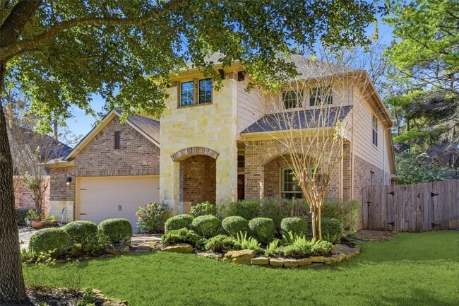 Photo - 114 Forest Elk Pl