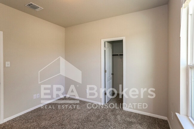 Photo - 4721 Highmont Dr