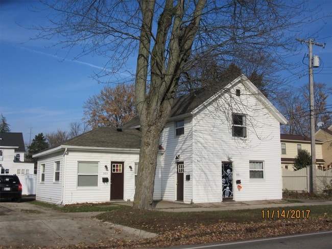 Building Photo - 509 E Michigan St