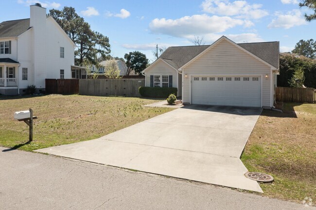 Building Photo - 219 Derby Downs Dr Rental