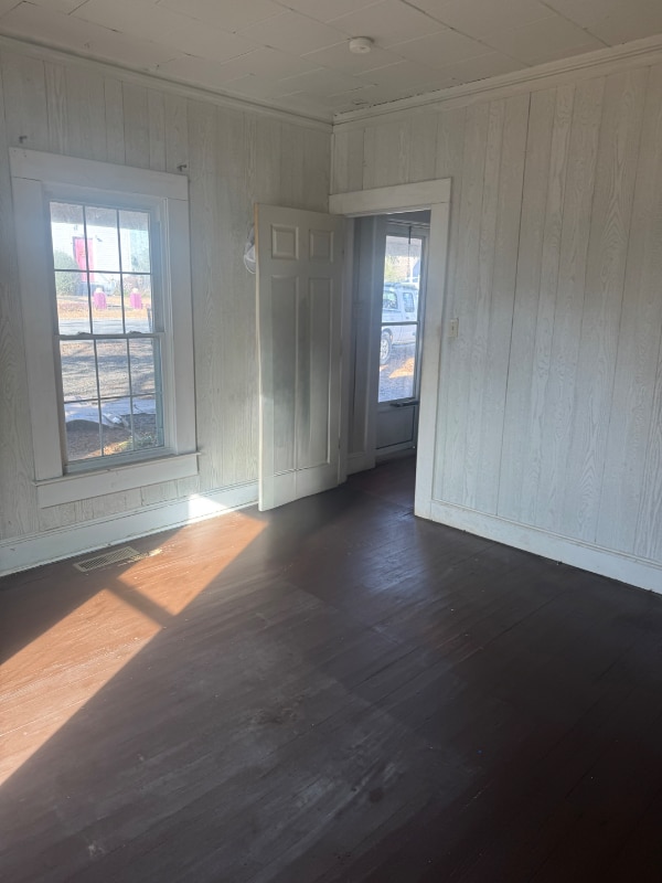 Photo - 204 Dameron St