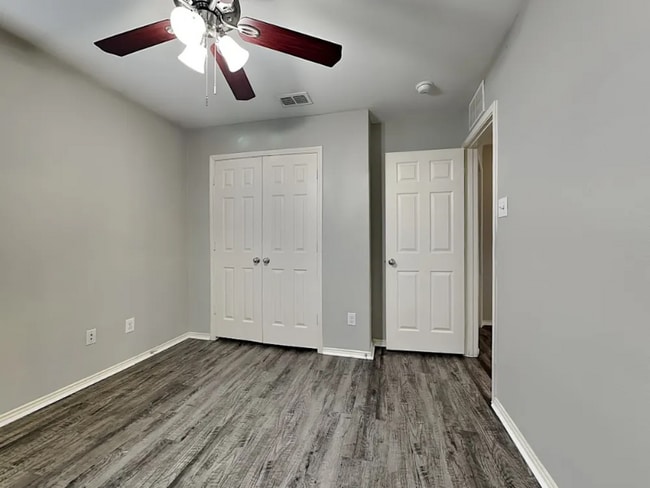 Photo - 118 Abelia Dr