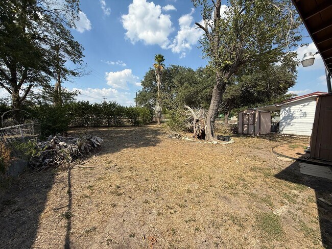 Photo - 3003 Venus St