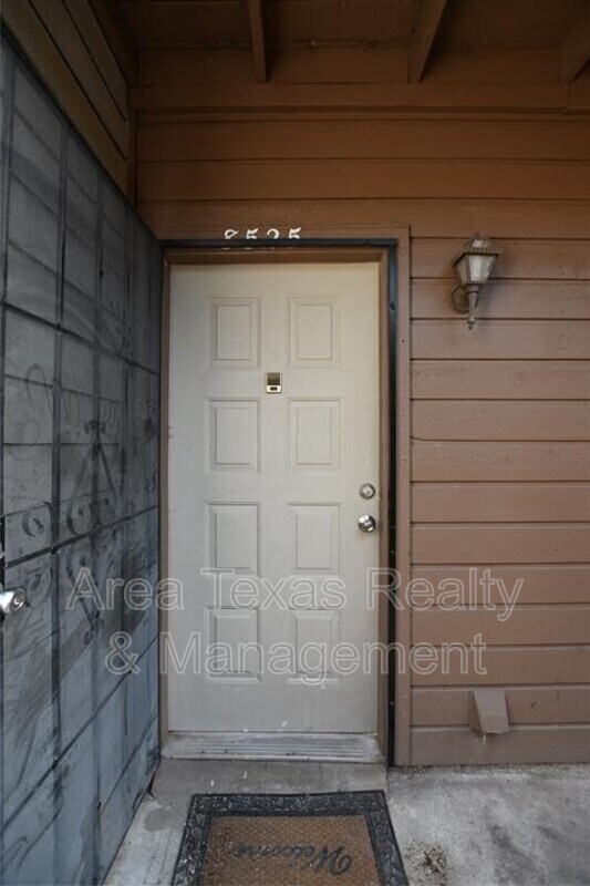 Photo - 8525 Sands Point Dr Unidad 75