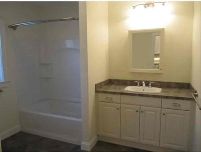 30 King Philip Rd Unit 2