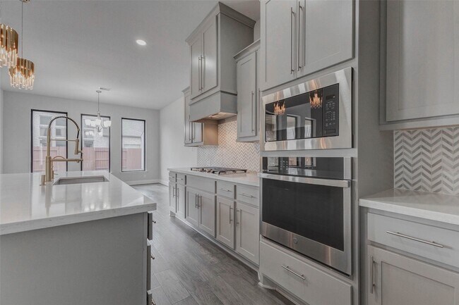 Photo - 30627 S Creek Way