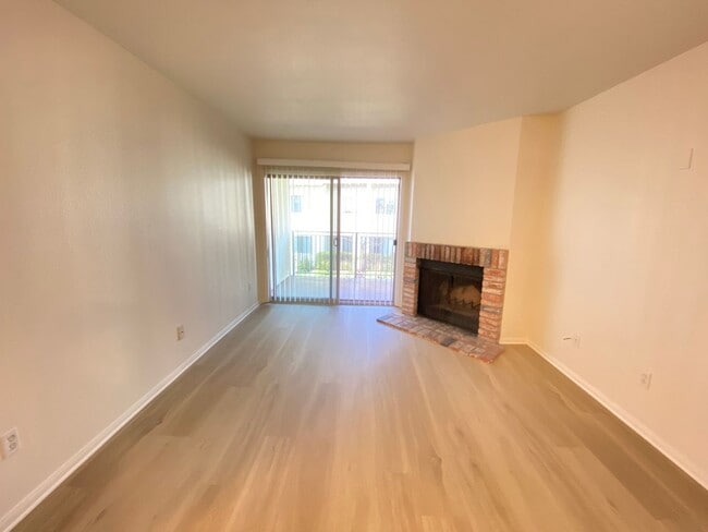 Photo - *Special* 1 Bedroom, 1 Bath Condo in Pacific Pines Community Unit 206
