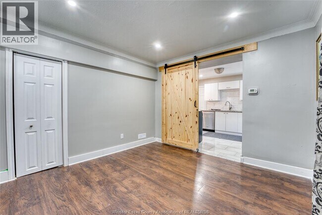 Photo - 2309 Alexis Rd