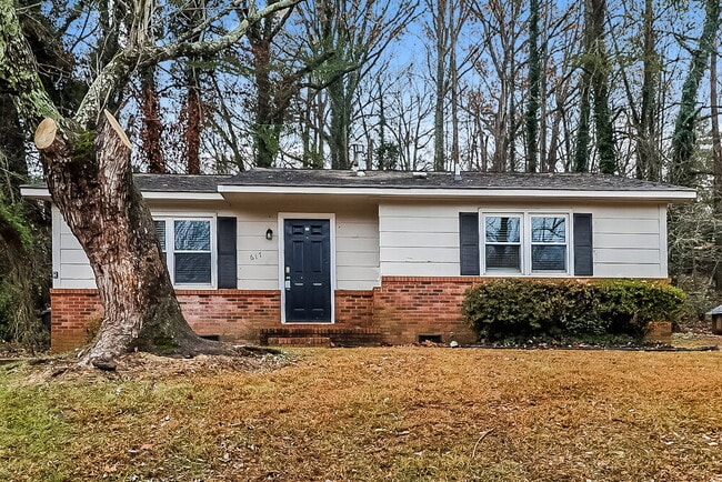 Building Photo - 617 Dunbrook Ln