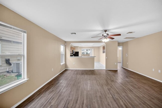 Photo - 1516 Anise Dr