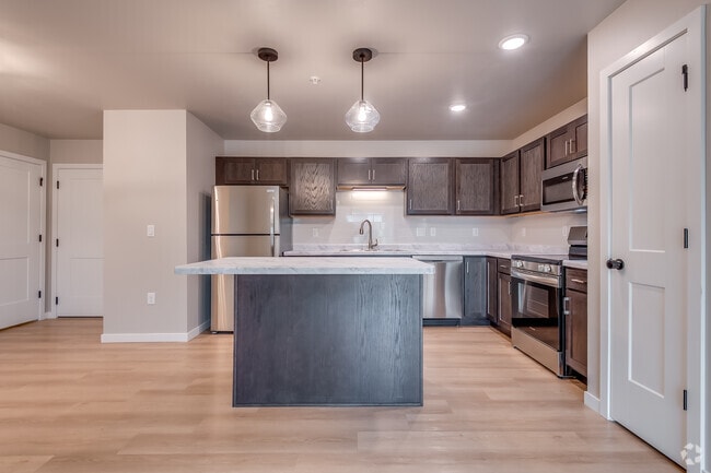 2BR, 2BA - 1,136SF - Kitchen
