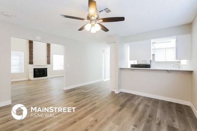 Photo - 6513 Gumwood Rd