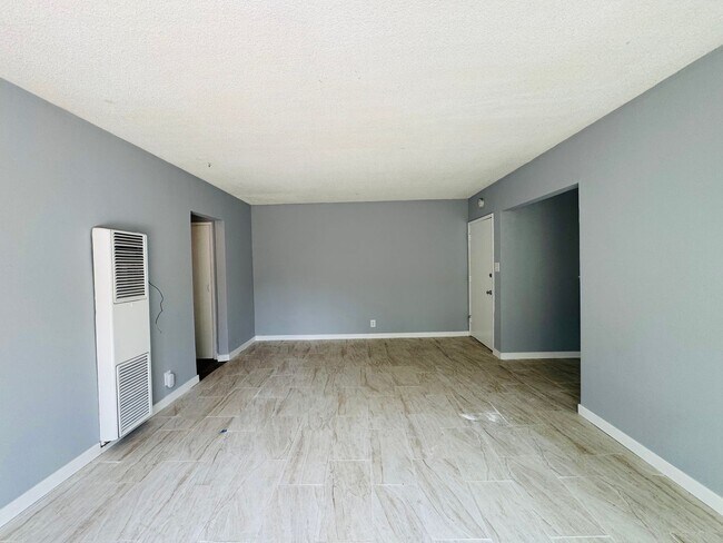 Photo - 1230 W 144th St Unit 2