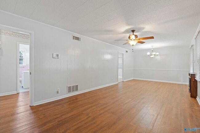 Photo - 1611 Clb Vw Dr NW