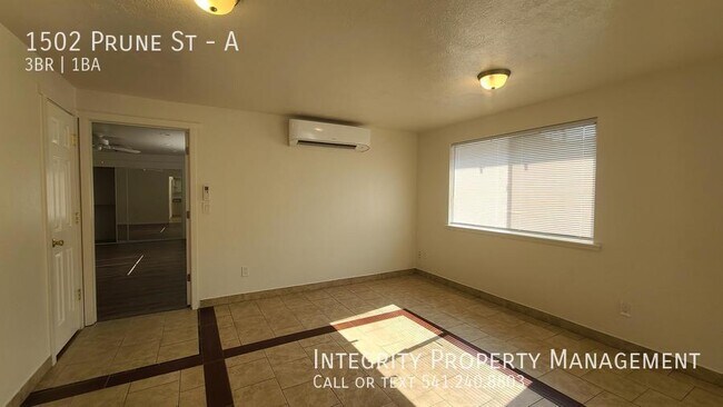 Photo - 1502 Prune St Unit A