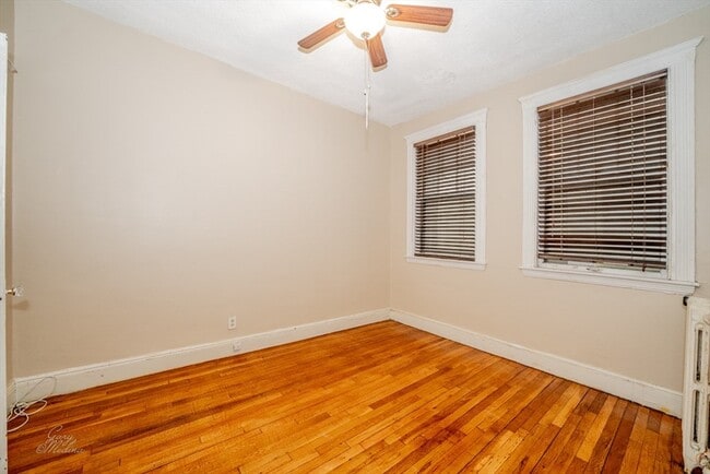 Photo - 32 Sidlaw Rd Unit 3
