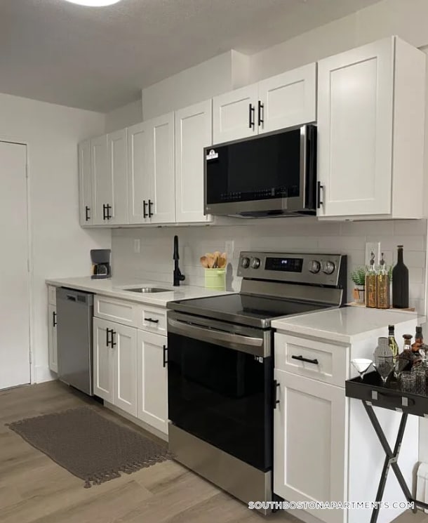 Photo - 741 E 6th St Unit 22