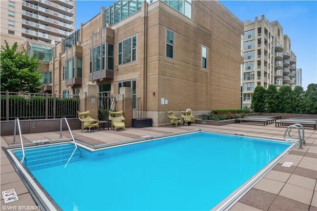 Pool - 33 W Ontario St Unit 37 C
