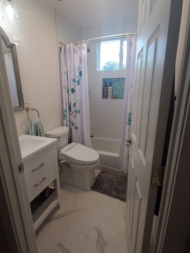 Photo - Beautifully Renovated Home with Updated Kitchen and bath, paint, and flooring! FREE SOLAR TOO!!!!