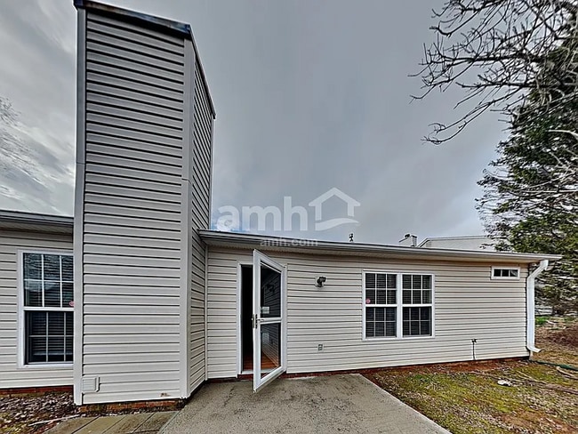 Building Photo - 23 Ashridge Way Rental
