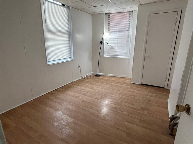 Photo - 14 Monument Sq Unit 1-3