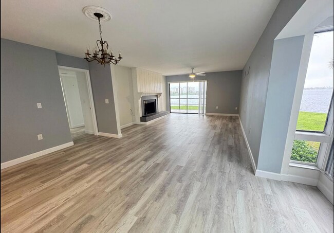 Living area - 4113 Fairview Vista Point Unidad 212