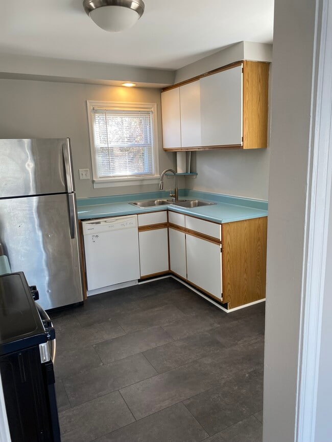 Photo - 5626 Leumas Rd