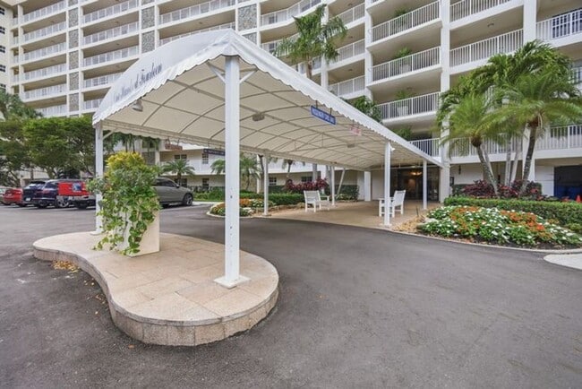 Photo - 3507 Oaks Way