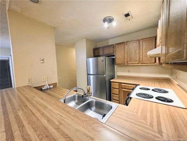 Photo - 1861 Tryon Dr