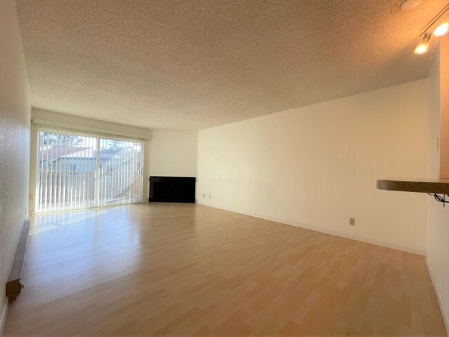 Photo - 373 Half Moon Ln Unit #Apt 309