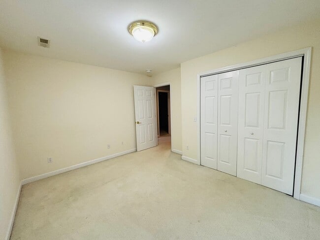 Photo - 1104 Caldwell Dr