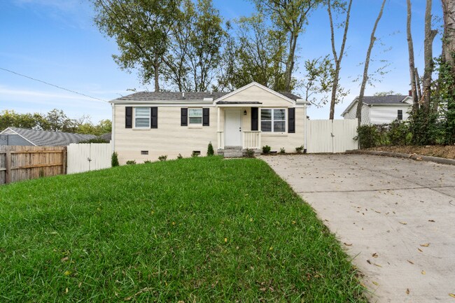 Photo - 1808 26th Ave N