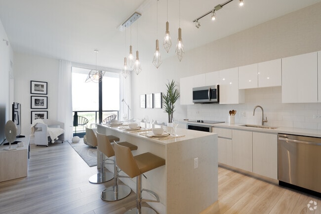 1BR, 1BA - 859SF - Kitchen