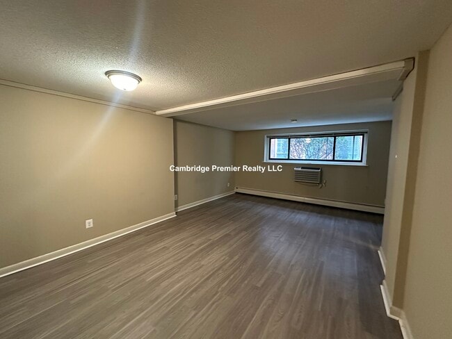 Photo - 371 Harvard St Unit 3