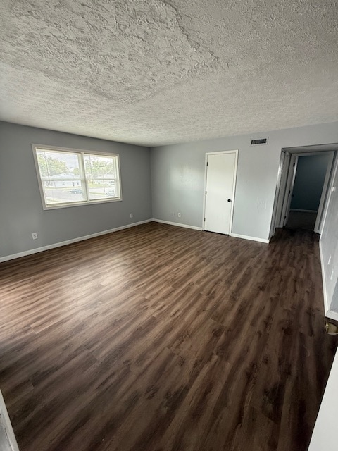 Building Photo - 491 N 5th St