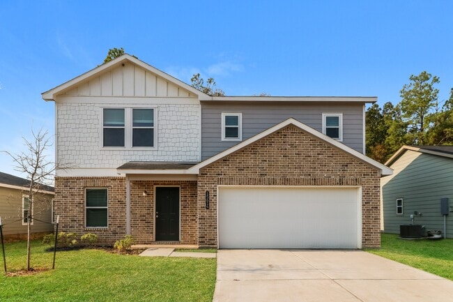 Building Photo - 15614 Briar Forest Dr Rental