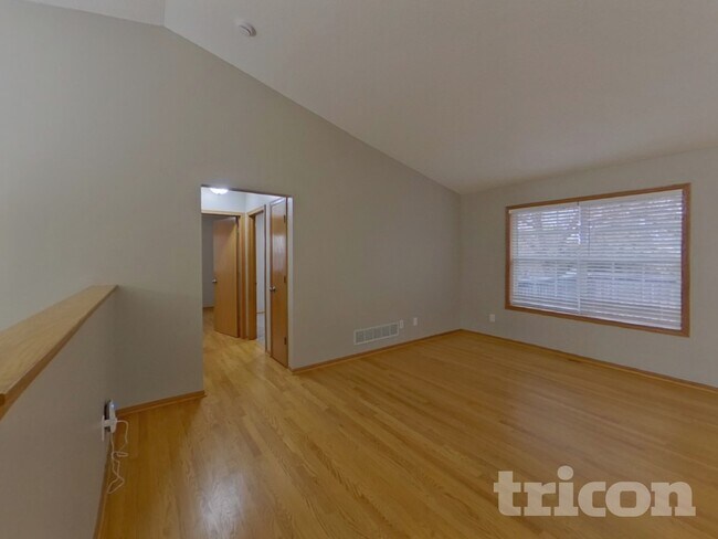 Photo - 5535 Highland Trail