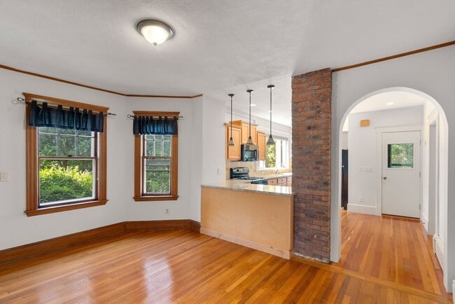 Photo - 279 Payson Rd