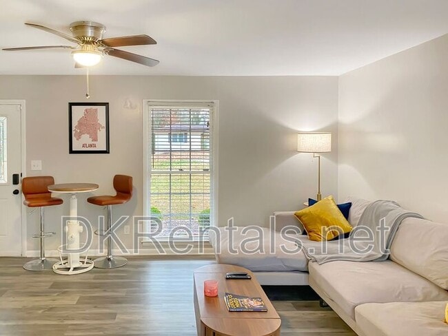 Photo - 5282 Maple Valley Rd SW