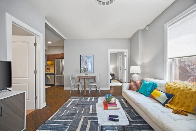 Photo - 1807 W North Ave Unidad 2R