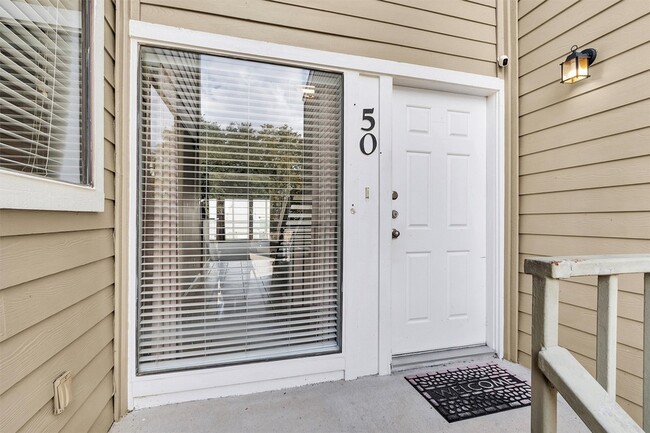 Photo - 50 April Point Dr S Unidad 50
