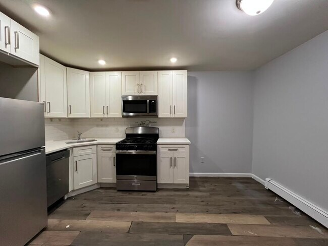 Photo - 116 Atlantic St Unit 1