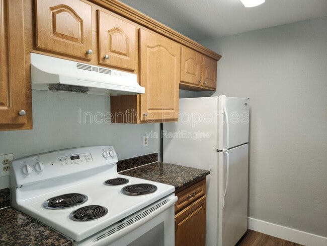 Photo - 4720 Walden Cir Unidad 1433
