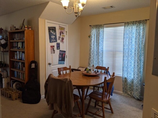 Photo - 209 Bridgewater Cir