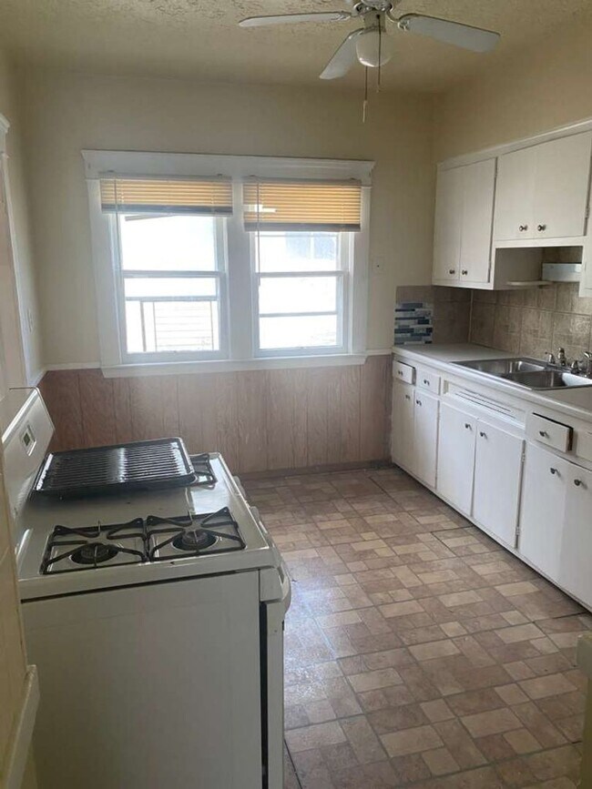 Photo - 3395- 3397 W. 100th Unit UP