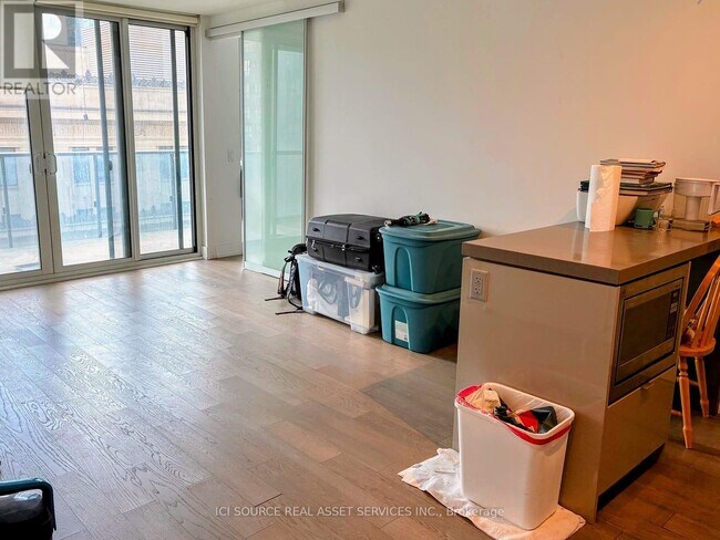 Photo - 7 Grenville St Unit 1511