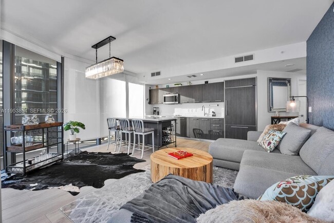 Photo - 55 SW 9th St Unidad 2406